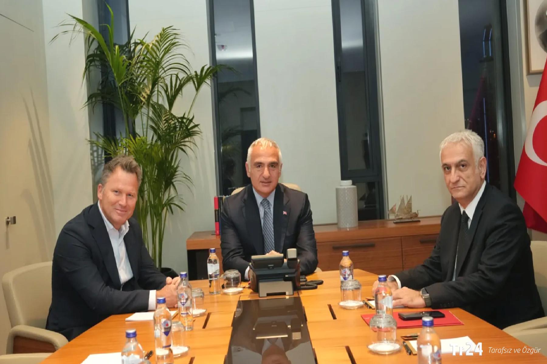 Kültür ve Turizm Bakanı Ersoy, Avrupa’nın ünlü tur operatörleriyle bir araya geldi