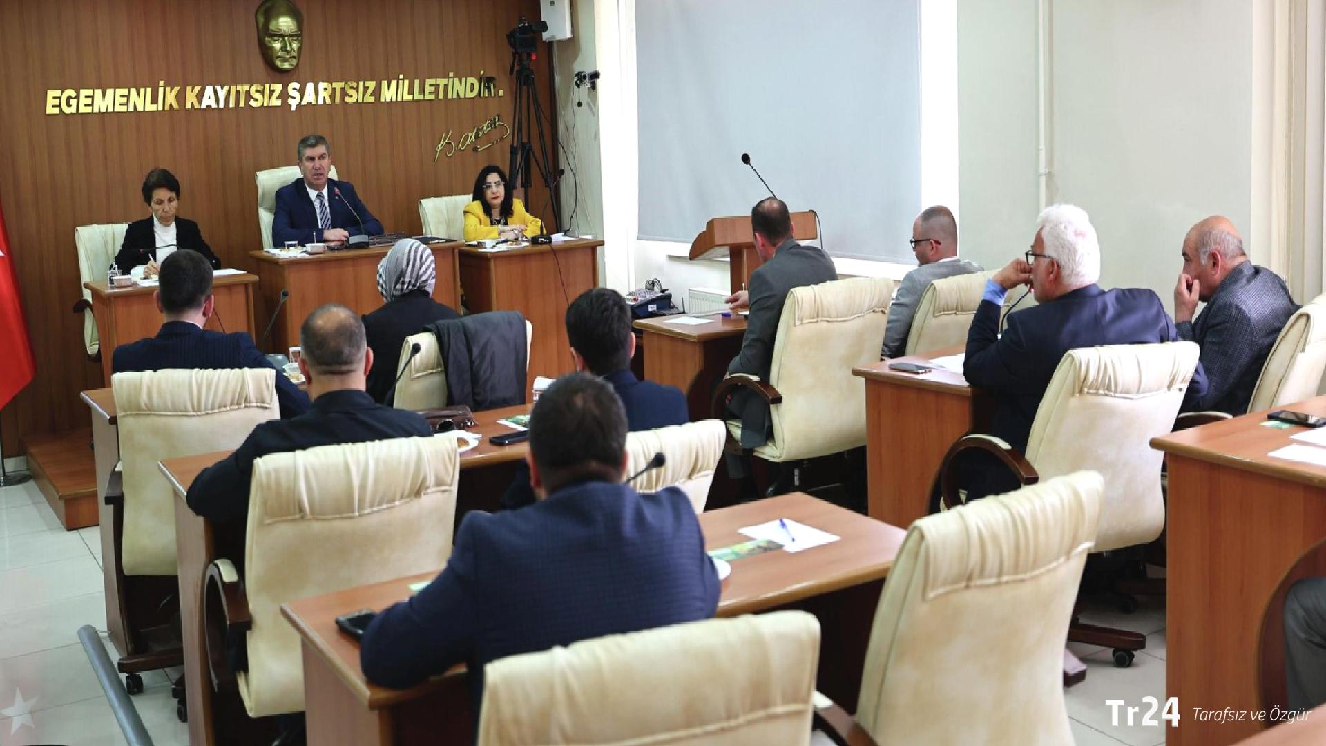 Burdur Belediyesi iddianamesi kabul edildi: 51 sanık hakkında hapis cezası istendi