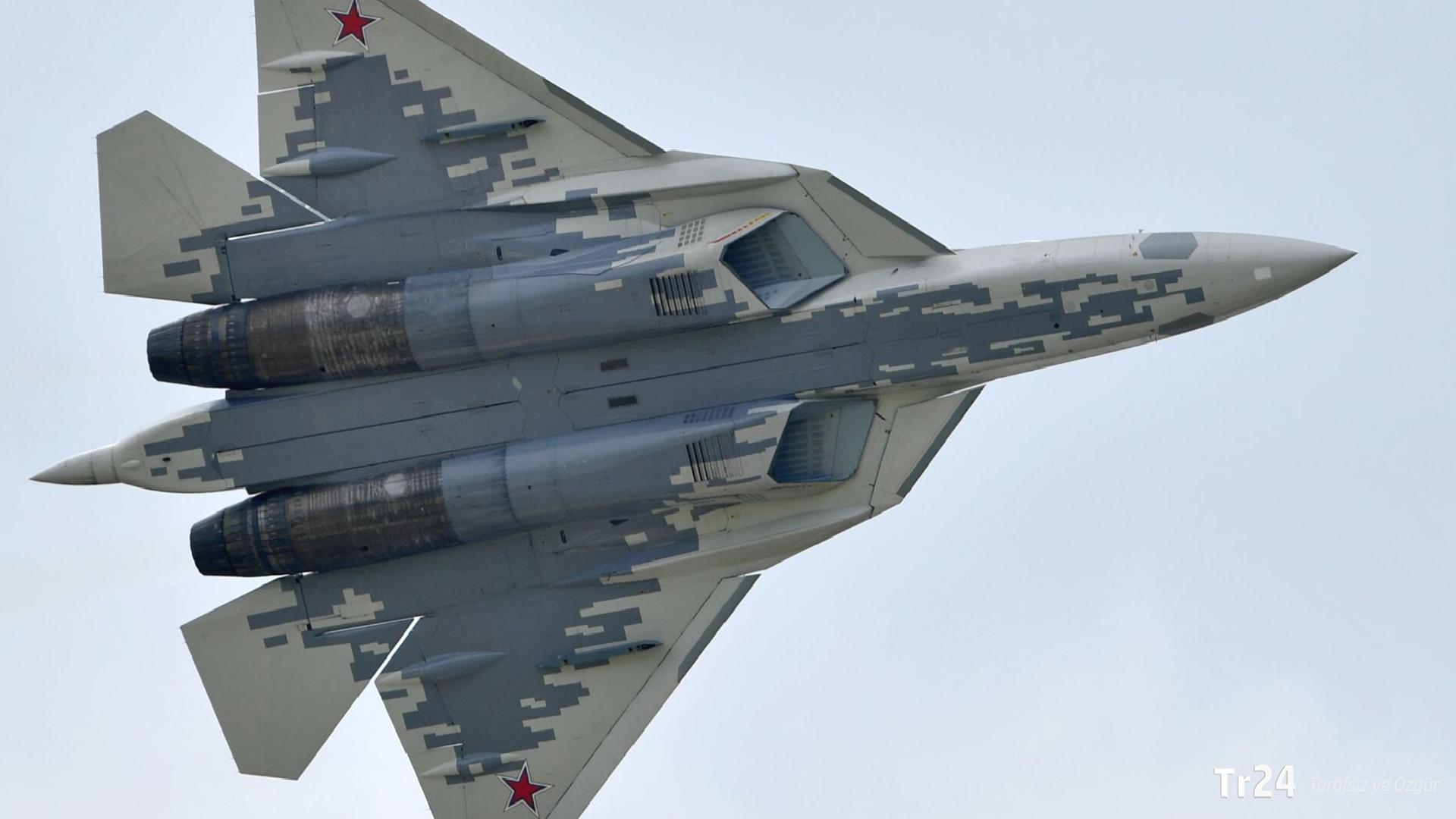 Çift koltuklu Su-57’nin prototipi ilk test uçuşunu başarıyla gerçekleştirdi