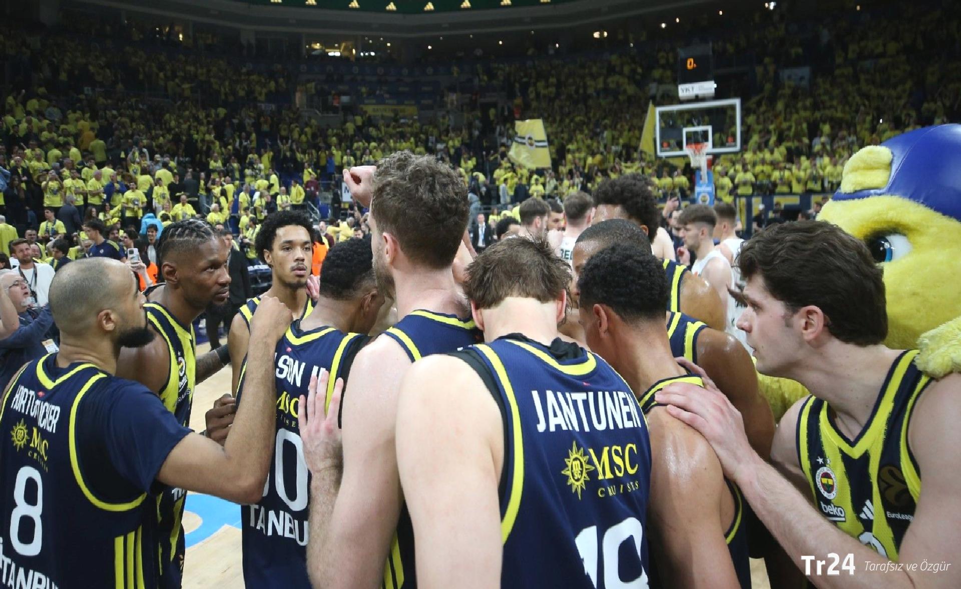 Fenerbahçe, 8. kez Final Four için parkede