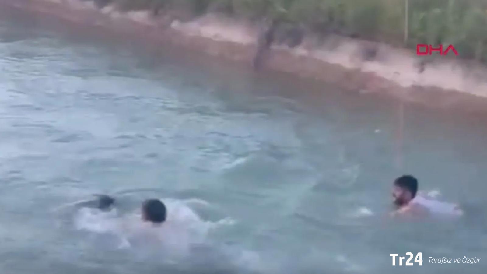 Kanala devrilen otomobilden çıkan iki kadını kurtardı, kendi hayatını kaybetti