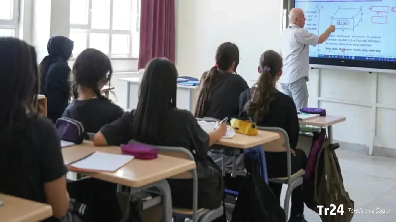 Matematikten biyolojiye “manevi rehber”: Bakanlık protokollü Nur cemaatine yakın dernekten öğretmenlere ders kitabı!