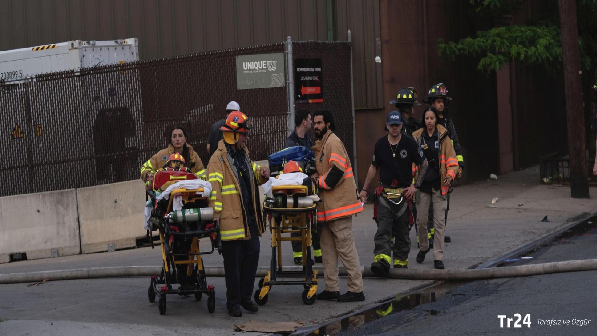 New York’taki tersanede yangın ve patlama: 16 yaralı