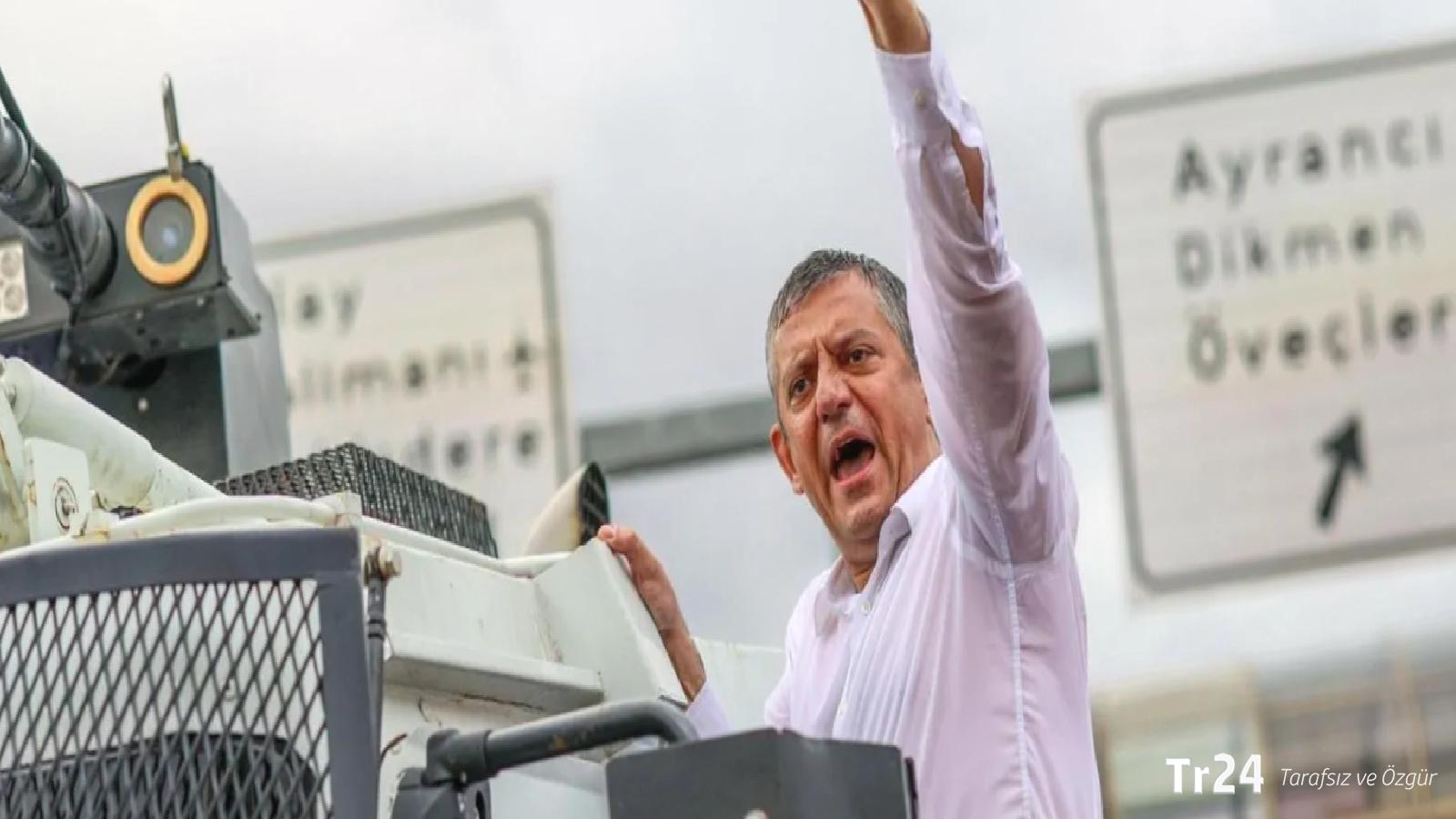 Özel Özel İzmir’e gidiyor: Yine omuz omuza, yine meydan meydanayız