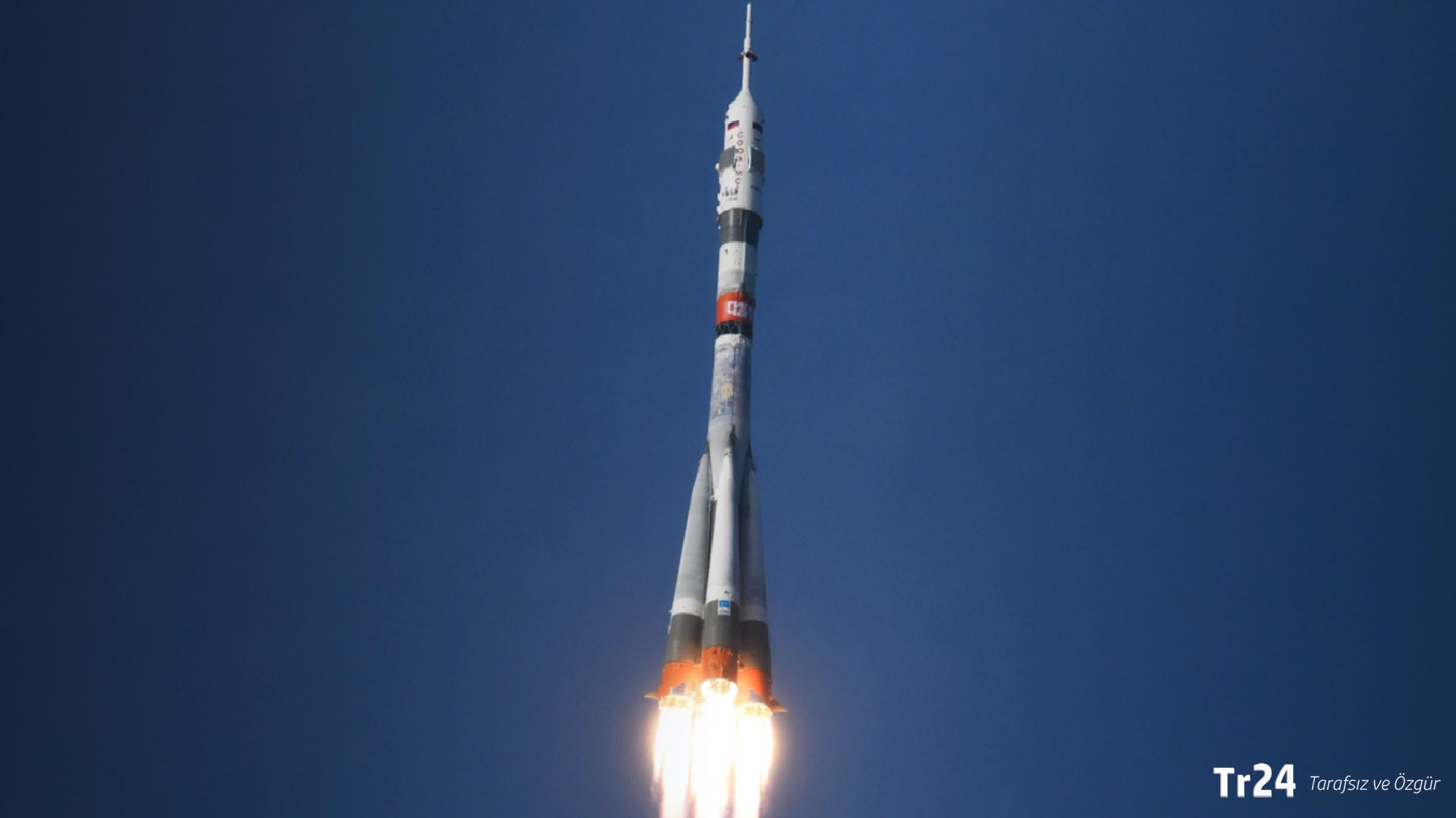 Rusya, ‘dünyanın en güçlü motoruna sahip’ yeni nesil Soyuz-5 roketini fırlattı