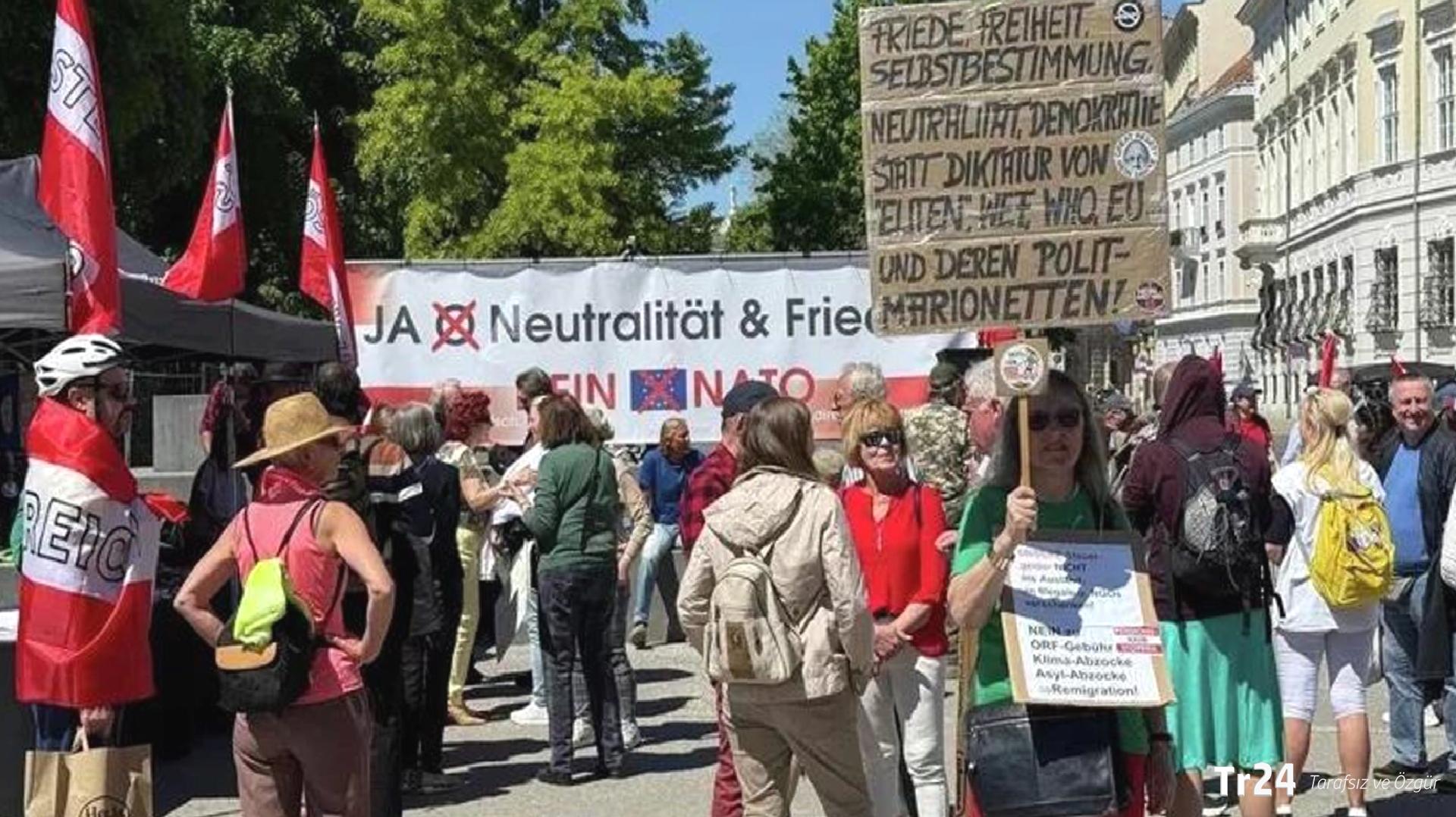 Viyana’da Ukrayna protestosu: Avusturya’nın AB’den çıkması ve tarafsızlığın korunması talep edildi