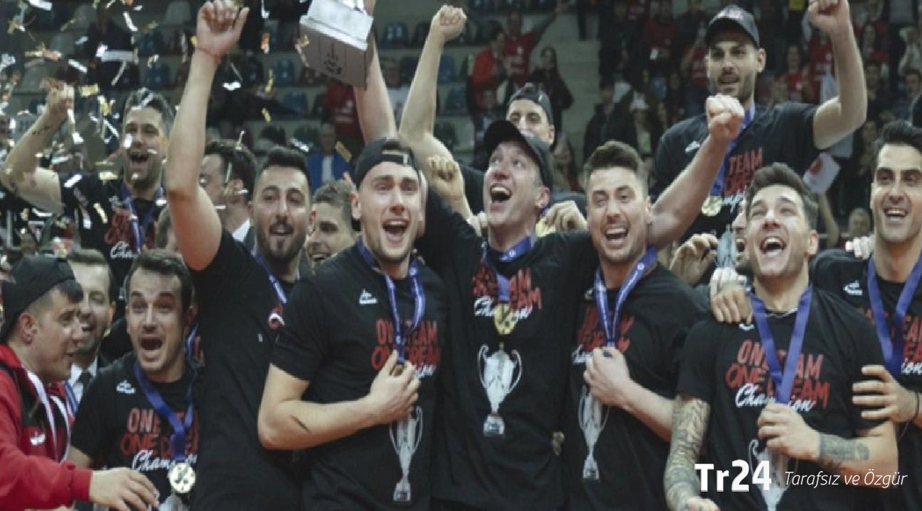 Ziraat Bankkart Erkek Voleybol Takımı, Bedirhan Bülbül’e veda etti