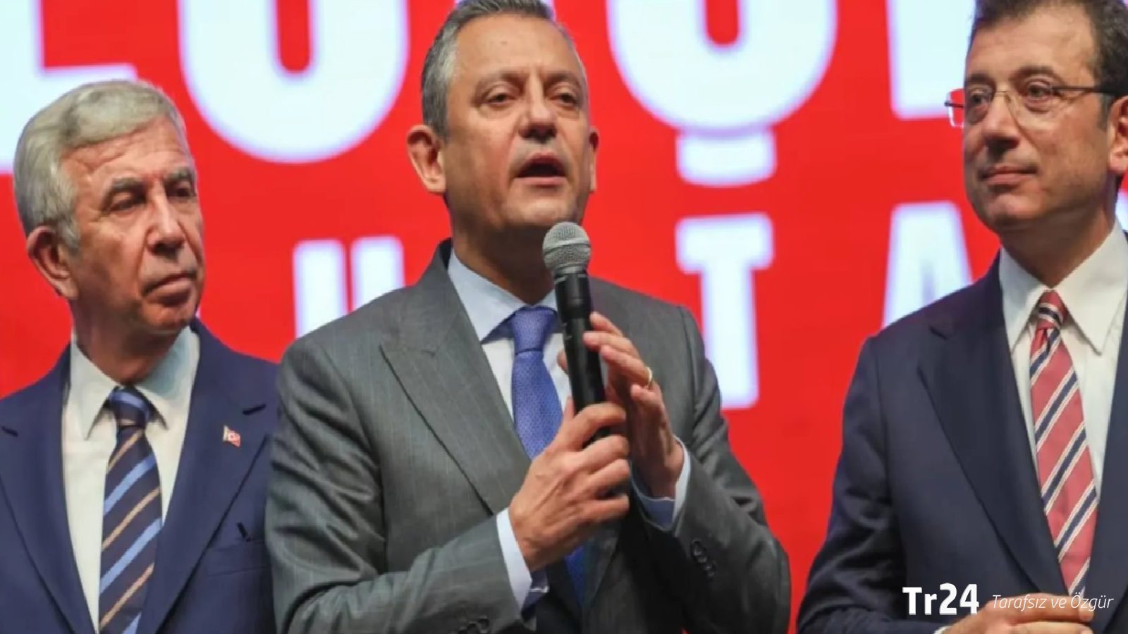 Özel’den “İmamoğlu’yla ayrılık” sorusuna yanıt: Ekrem İmamoğlu’nu bırakmam Mansur Yavaş olmadan da yol yürümem; bu üçlü Türkiye’nin kaderini değiştirecek