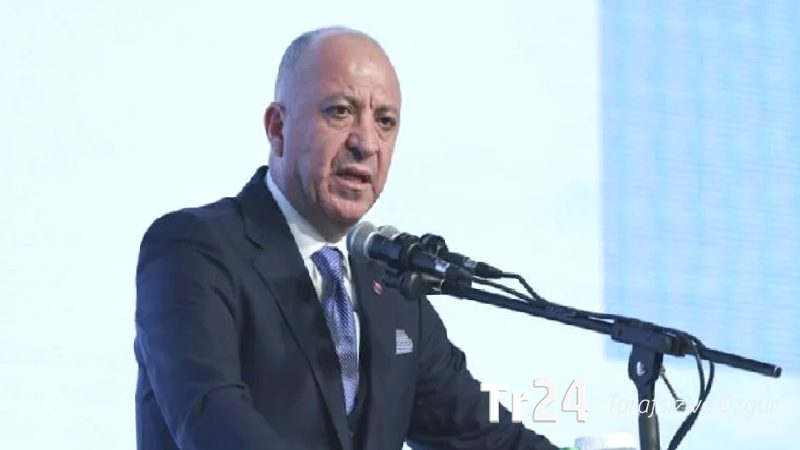Ankara Sanayi Odası Başkanı Ar­dıç: Sanayideki tablo ateşi olmayan bir hastalığa benziyor; dezenflasyon programının sanayisizleşmeye dönüşmesine izin veremeyiz